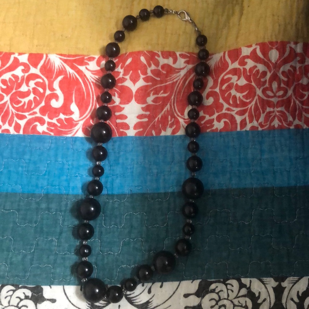 Black beaded necklace 🖤
